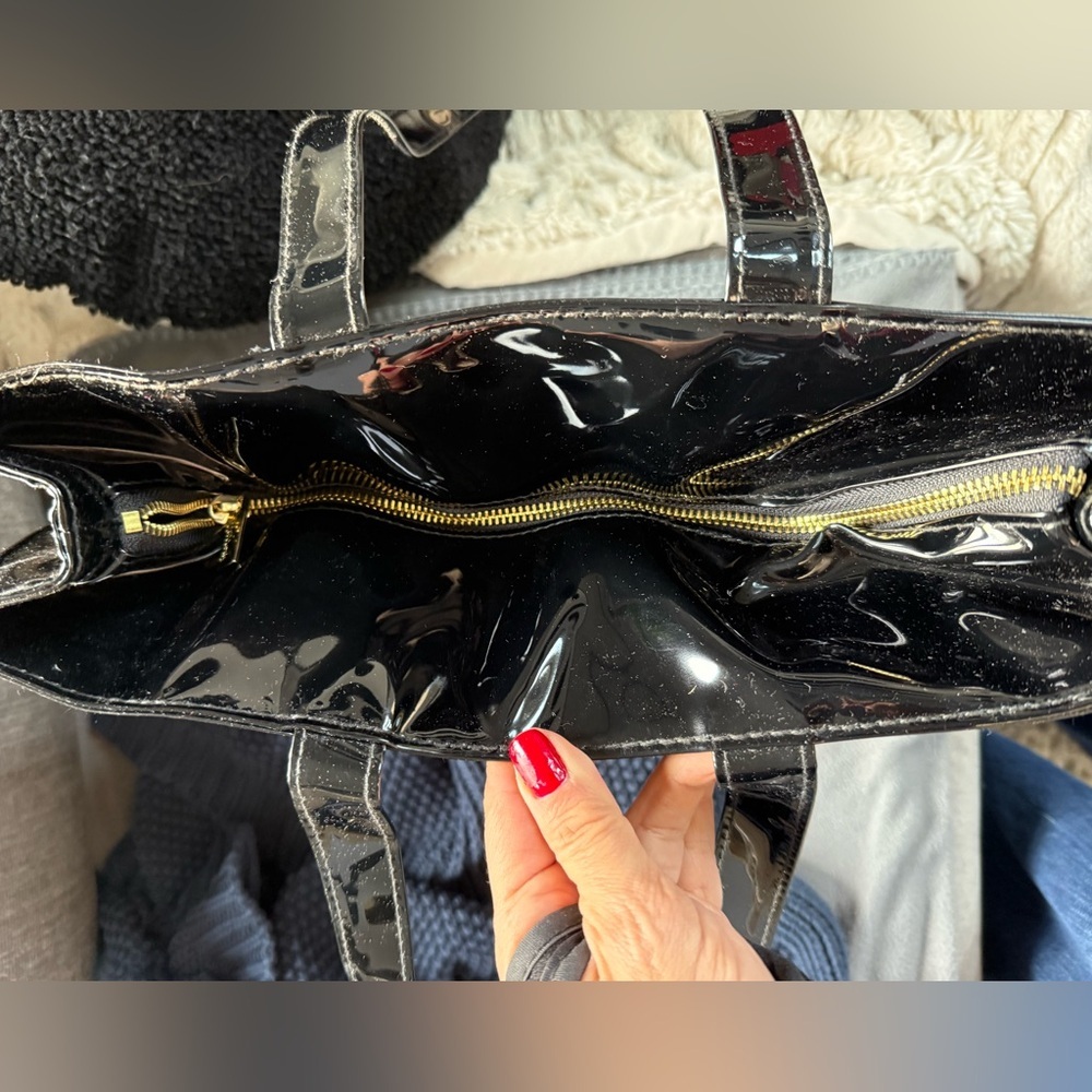 Harrods Large PVC Patent Leather Black & Gold Tote Bag - Picture 6 of 9